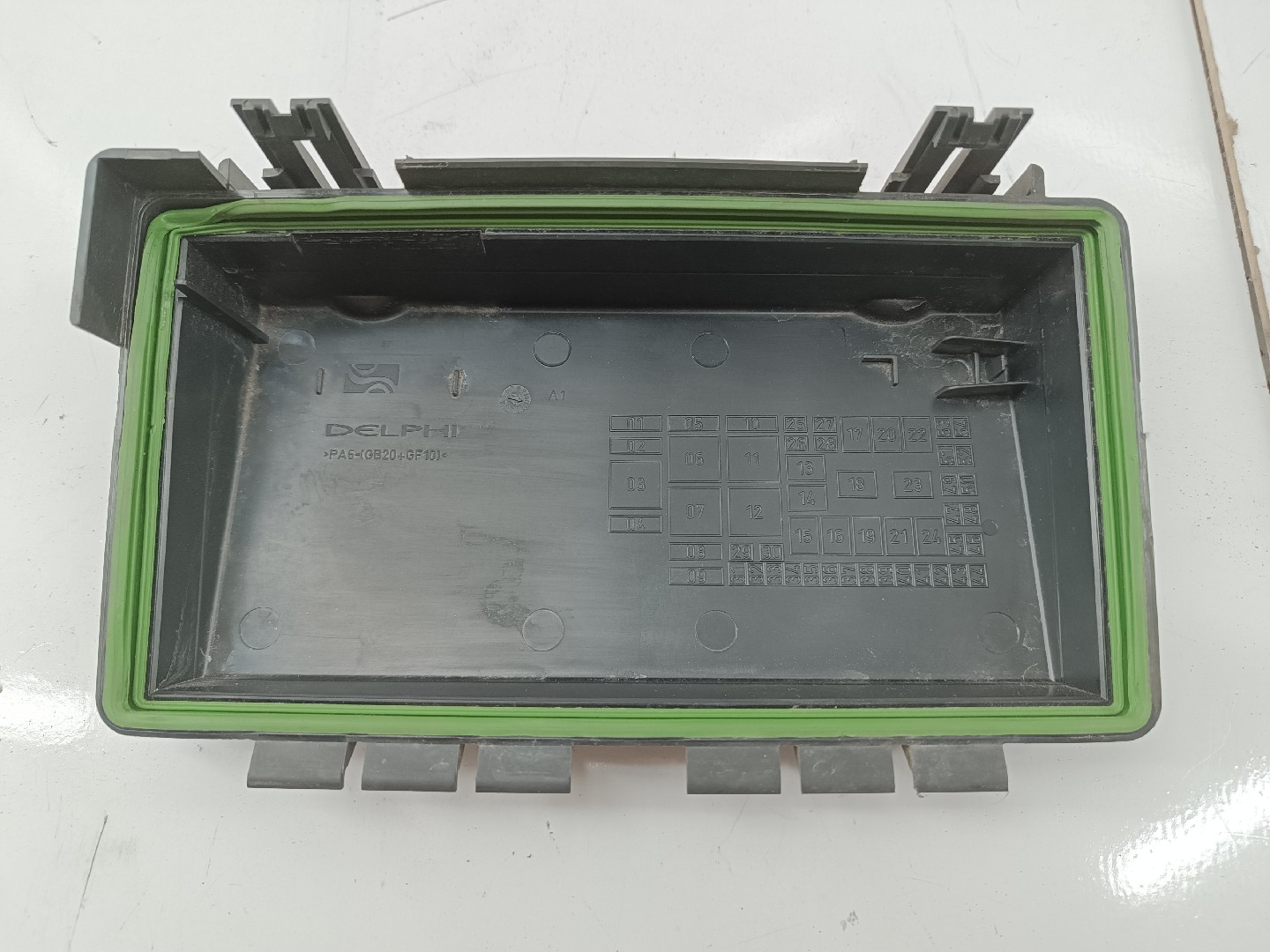 Tampa de caixa de fusiveis FIAT PUNTO (199_) | 12 - 