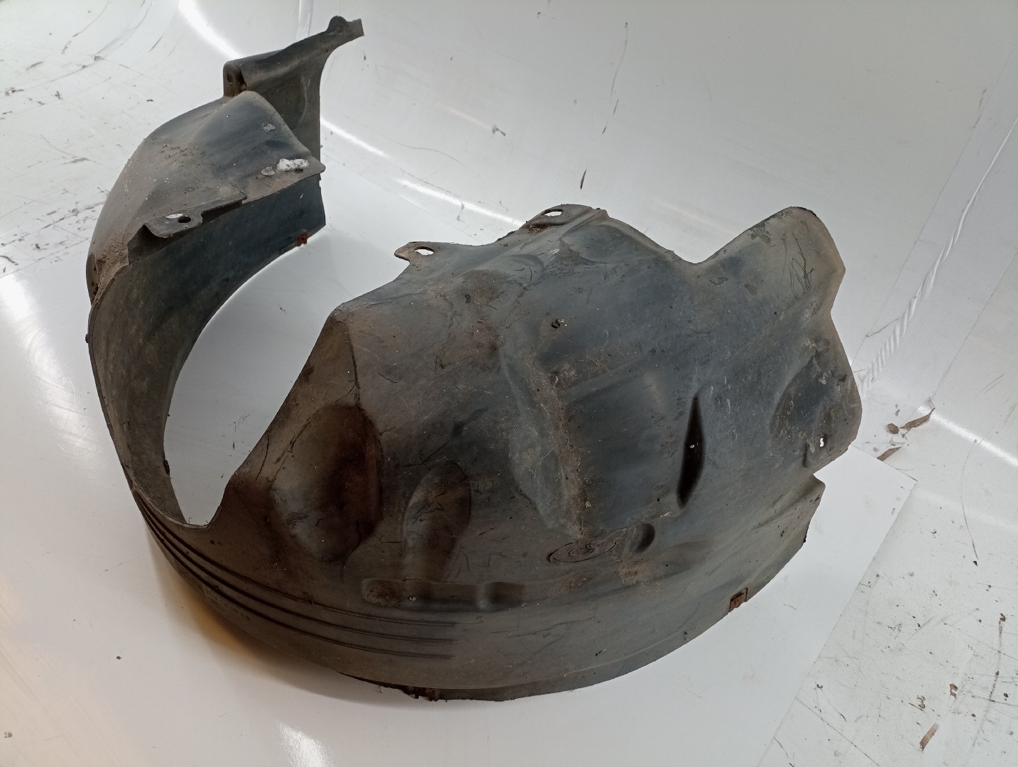 Cava de Roda Frente Esquerda FORD TRANSIT CONNECT (P65_, P70_, P80_) | 02 -  Imagem-3