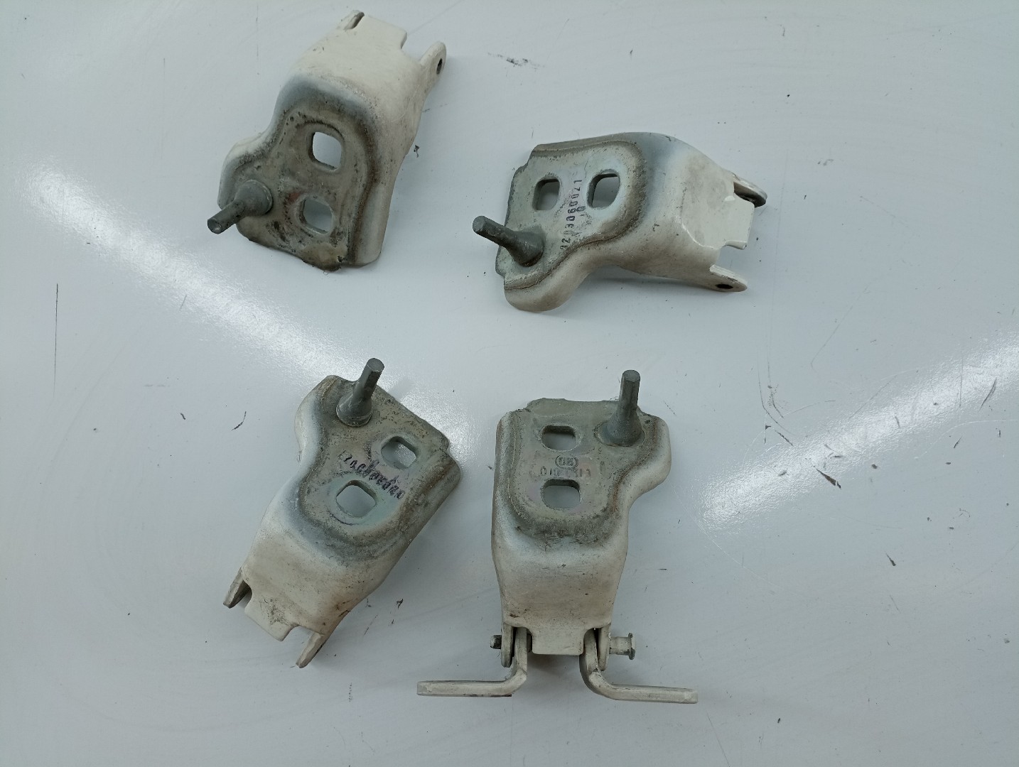 Dobradiças da porta FORD TRANSIT CONNECT (P65_, P70_, P80_) | 02 -  Imagem-2