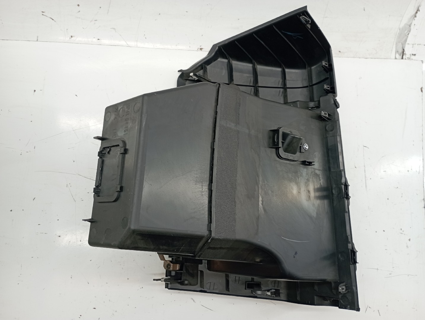 Porta luvas MAZDA 3 (BK) | 03 - 09 Imagem-2