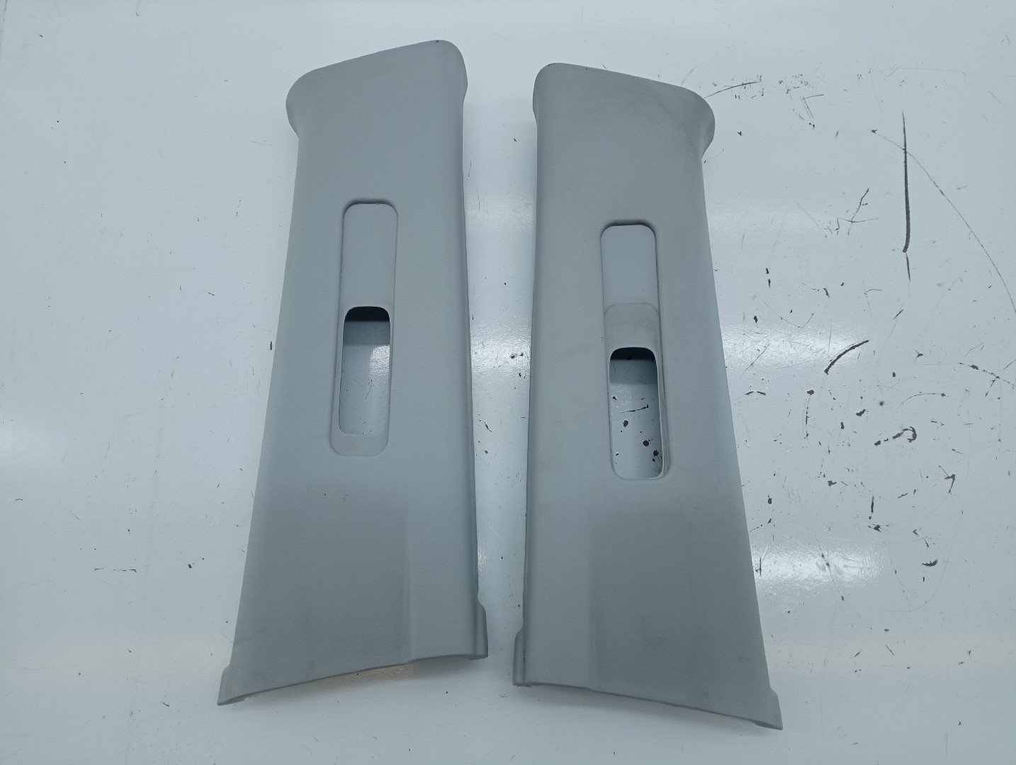 Acabamento de pilar superior do cinto MAZDA 3 (BK) | 03 - 09