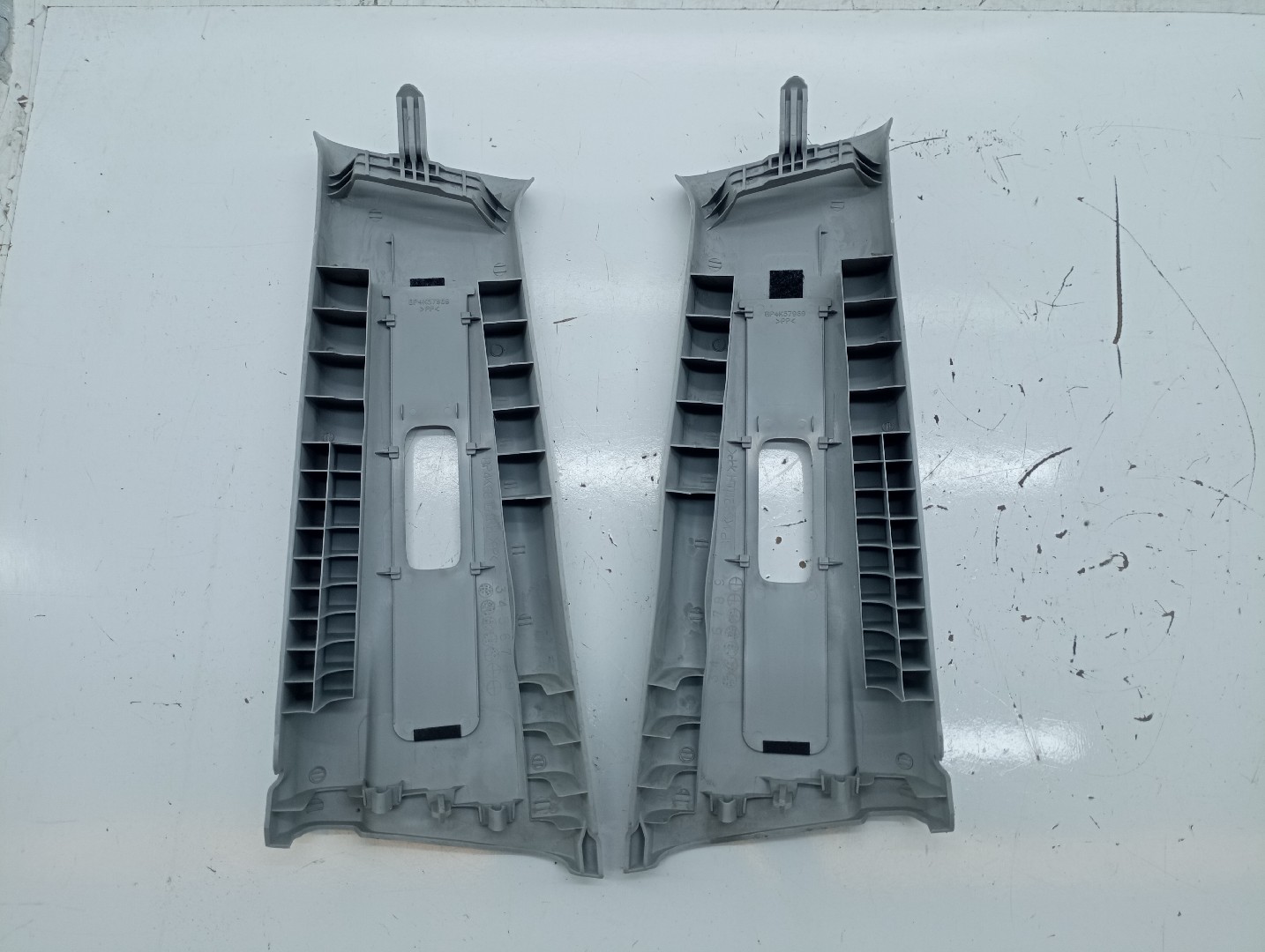 Acabamento de pilar superior do cinto MAZDA 3 (BK) | 03 - 09 Imagem-1