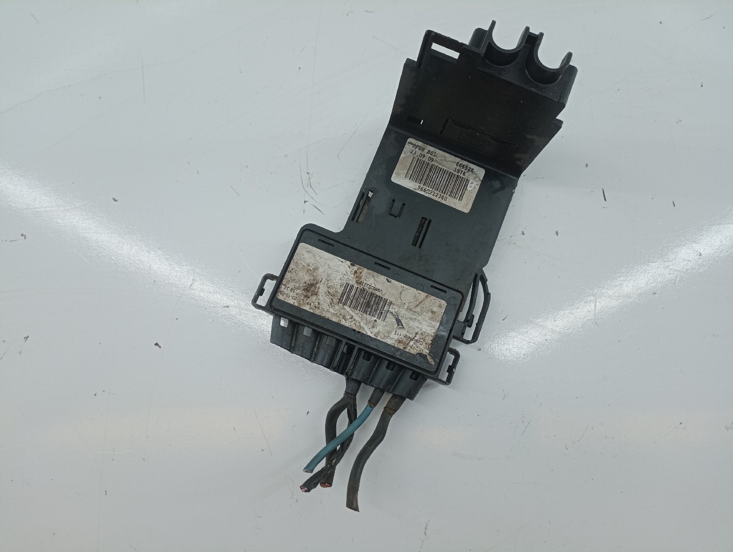 Módulo de fusíveis de bateria PEUGEOT 308 I (4A_, 4C_) | 07 - 16