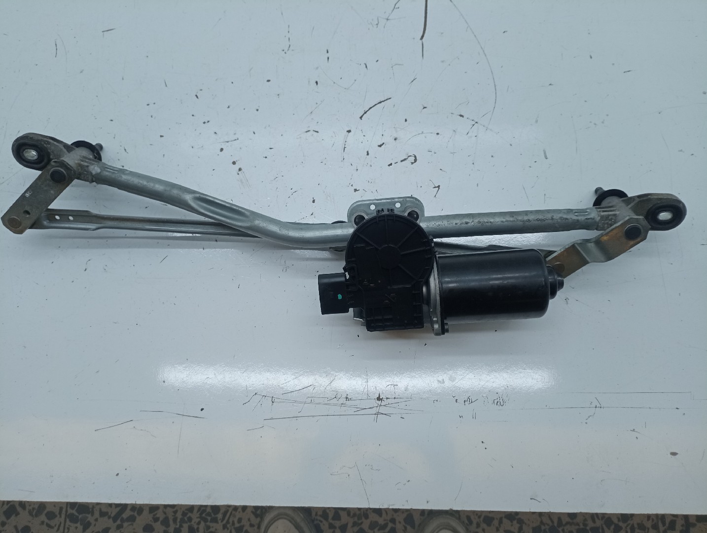 Motor do Limpa Para-Brisas MAZDA 3 (BK) | 03 - 09