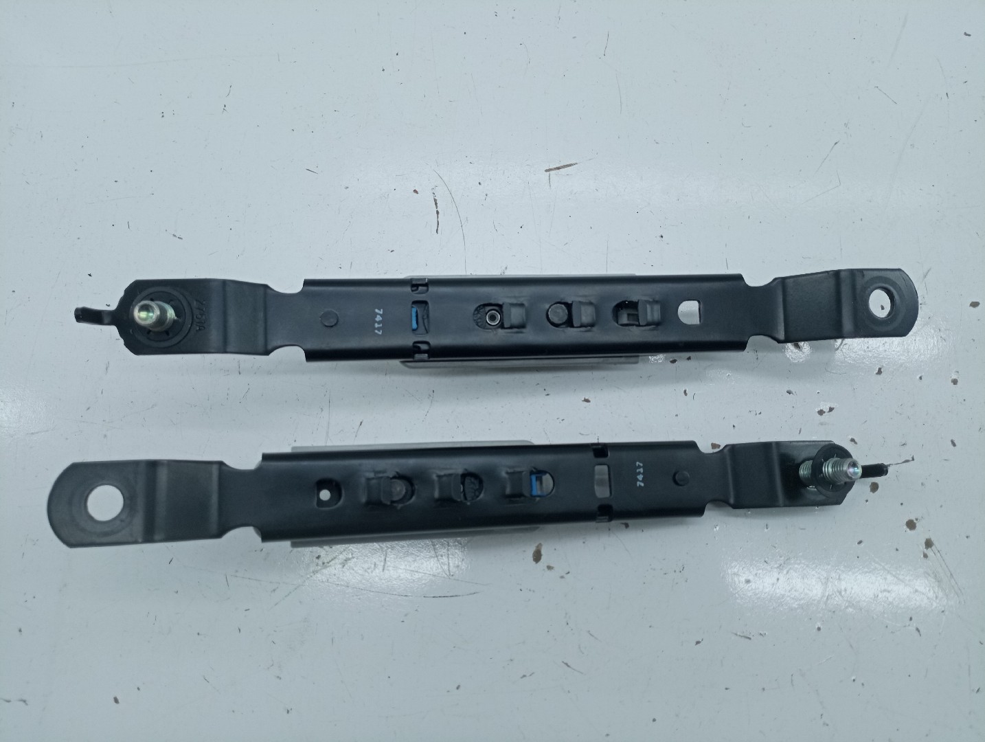 Regulador de altura de cinto MAZDA 3 (BK) | 03 - 09 Imagem-3