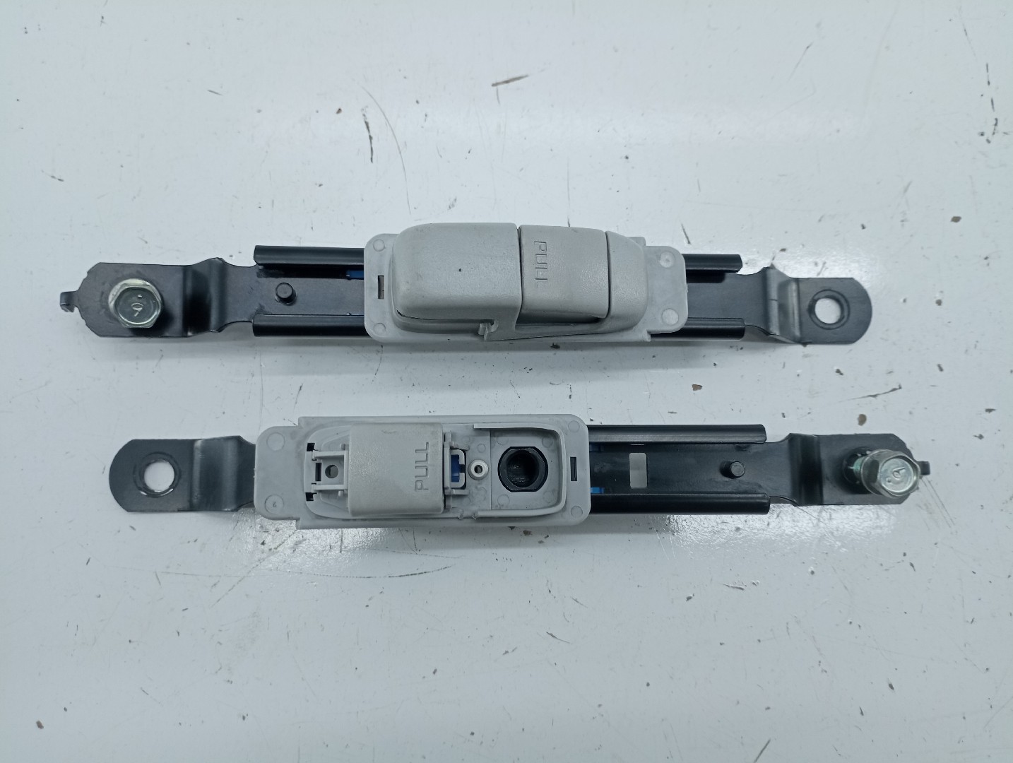 Regulador de altura de cinto MAZDA 3 (BK) | 03 - 09 Imagem-4