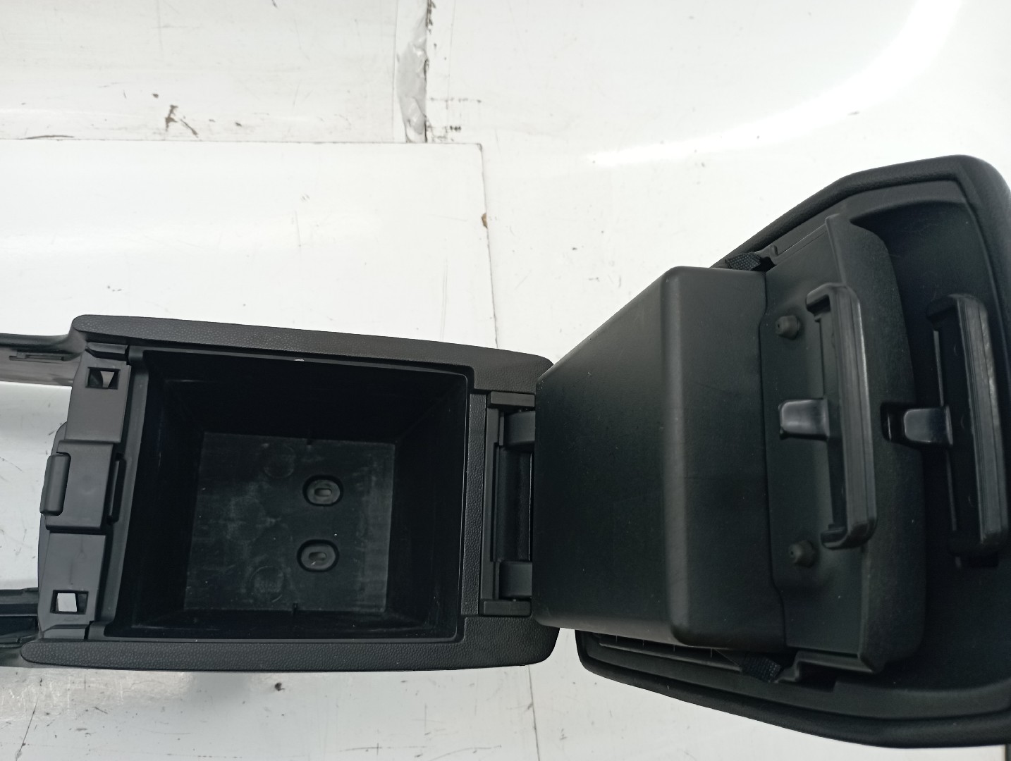 Consola de apoio de braço MAZDA 3 (BK) | 03 - 09 Imagem-4