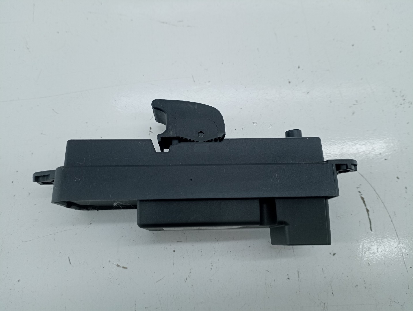 Comutador de vidro frente direito MAZDA 3 (BK) | 03 - 09 Imagem-1