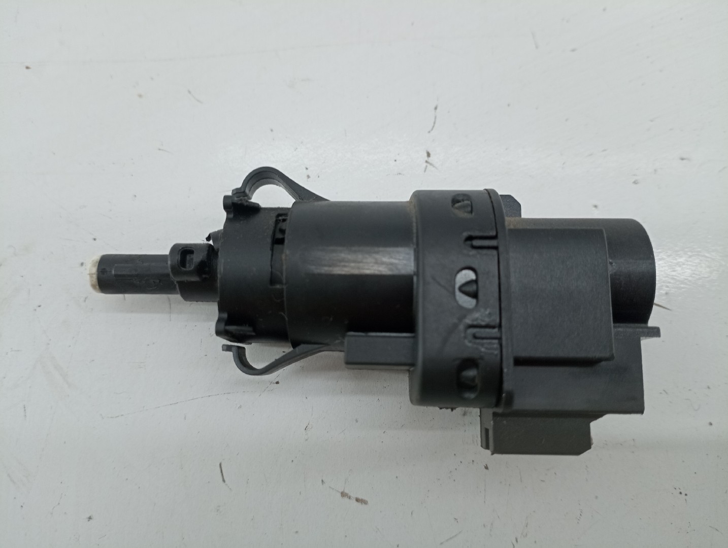 Sensor do pedal de travão MAZDA 3 (BK) | 03 - 09
