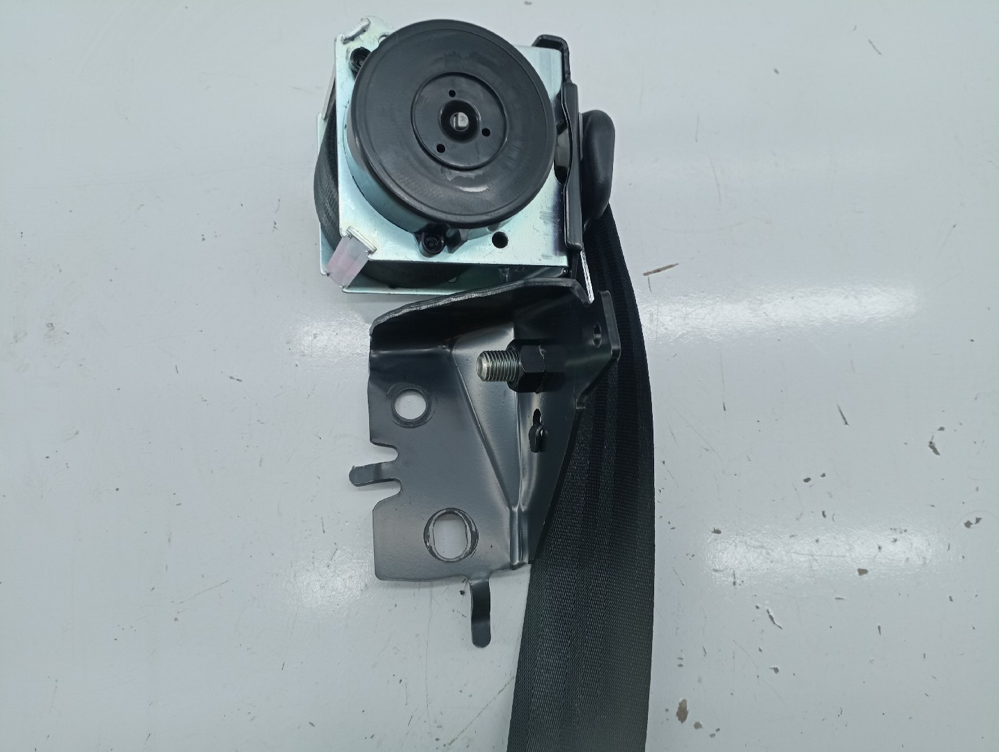 Cinto Traseiro Direito MAZDA 3 (BK) | 03 - 09 Imagem-1