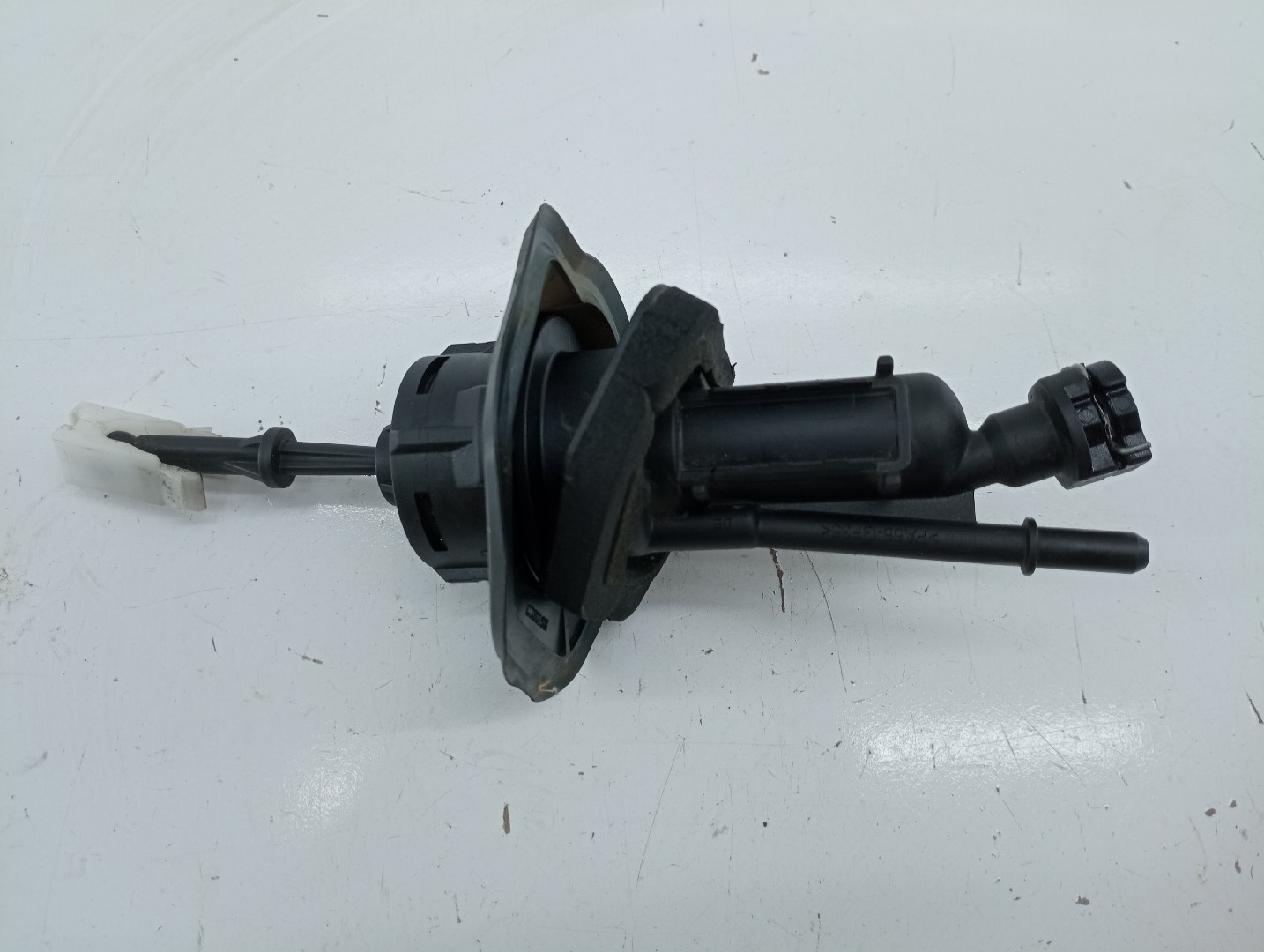 Cilindro mestre de embraiagem MAZDA 3 (BK) | 03 - 09 Imagem-2