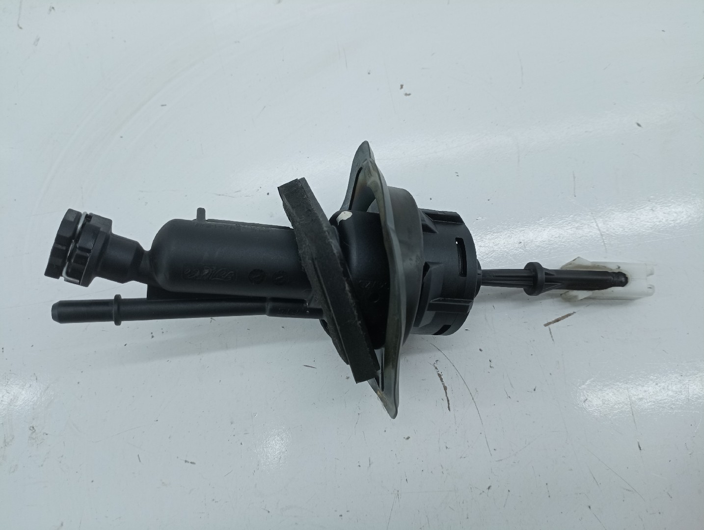 Cilindro mestre de embraiagem MAZDA 3 (BK) | 03 - 09