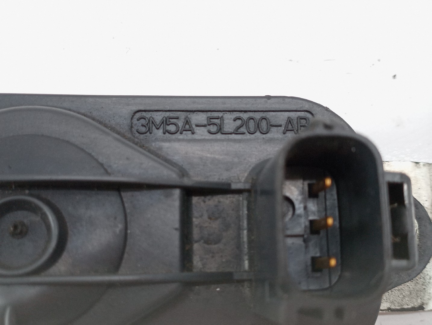Sensor de pressão de gases de escape MAZDA 3 (BK) | 03 - 09 Imagem-1