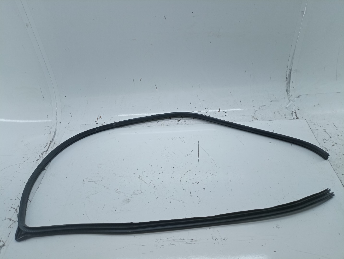 Borracha Porta Frente Esquerdo MAZDA 3 (BK) | 03 - 09 Imagem-1