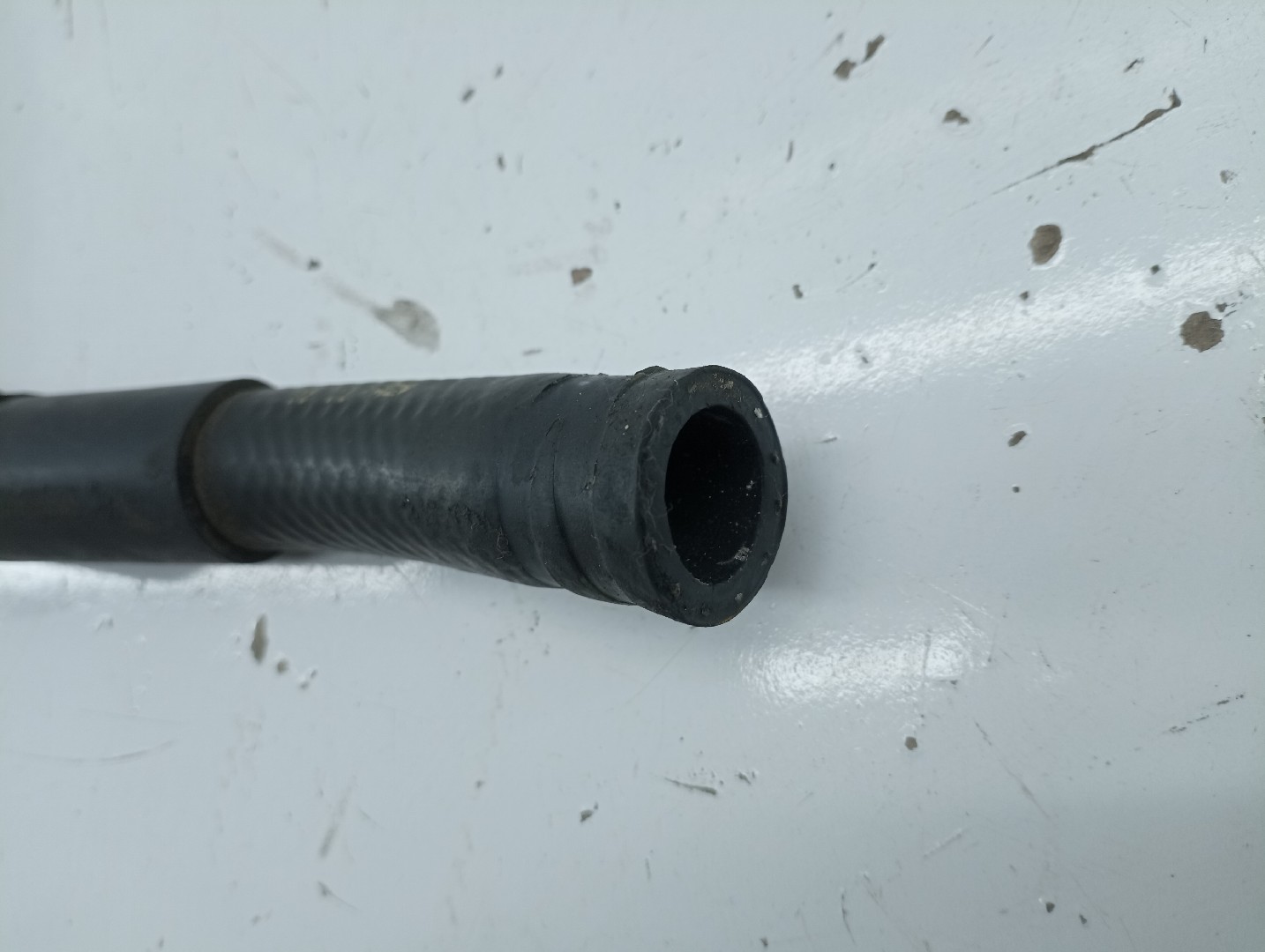 Tubo de Água MAZDA 3 (BK) | 03 - 09 Imagem-2