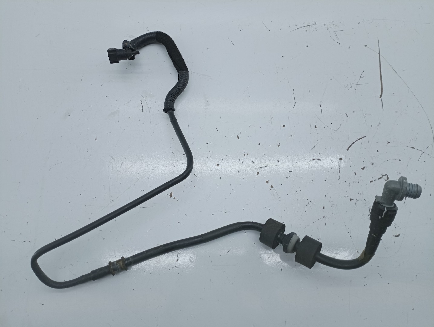 Tubo flexível de vacuo,sistema de travagem MAZDA 3 (BK) | 03 - 09 Imagem-3