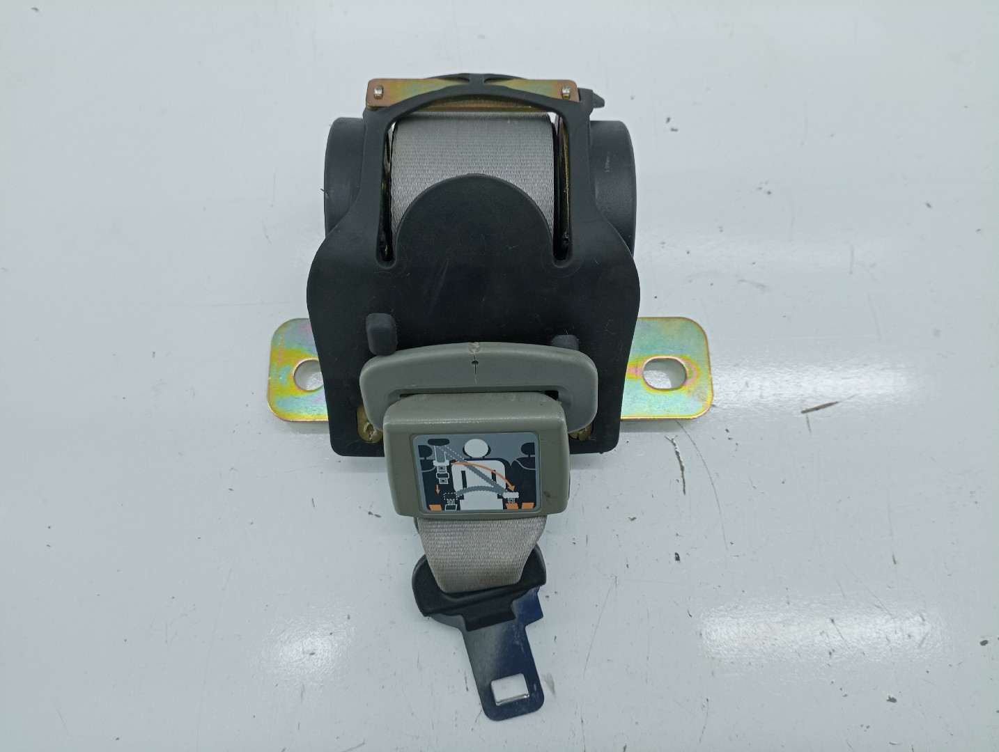 Cinto traseiro central RENAULT MEGANE Scenic (JA0/1_) | 96 - 01