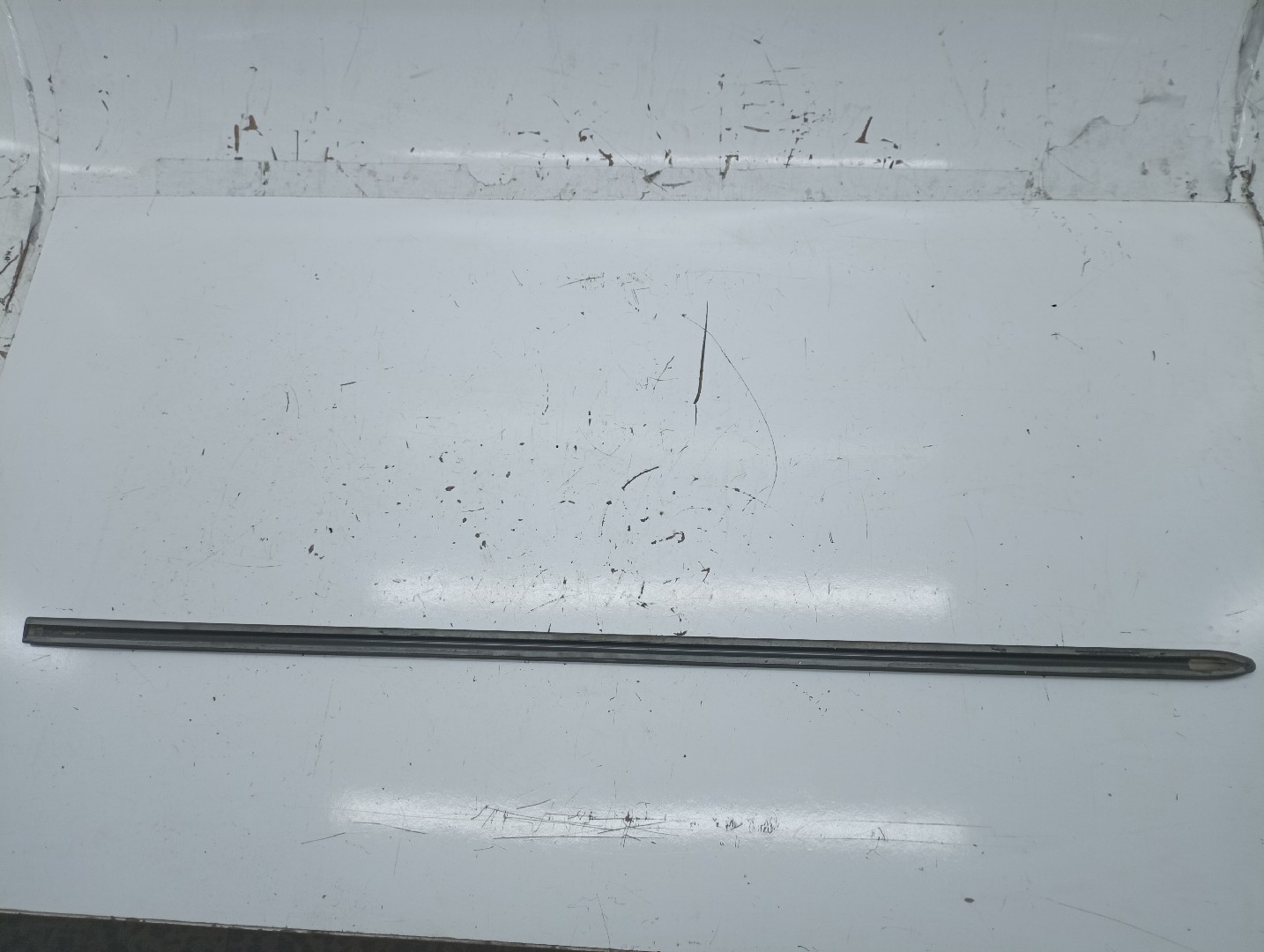 Friso da porta da frente MAZDA 3 (BK) | 03 - 09 Imagem-1