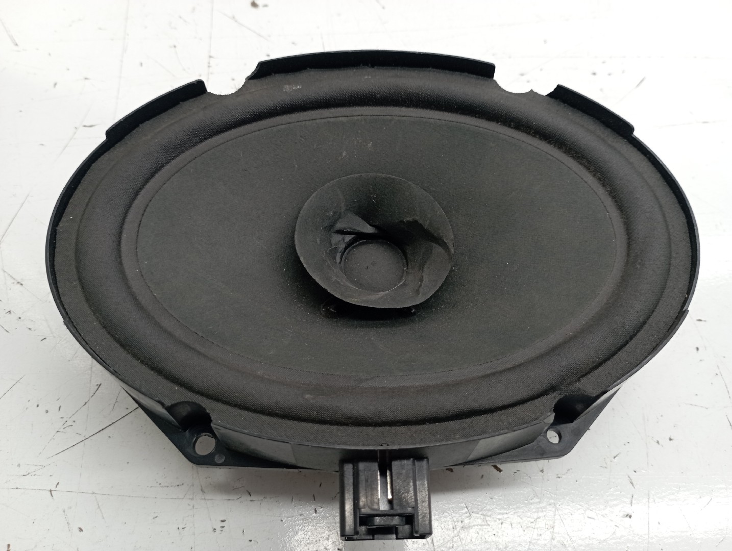 Coluna Porta Traseira Direita MAZDA 3 (BL) | 08 - 14 Imagem-1