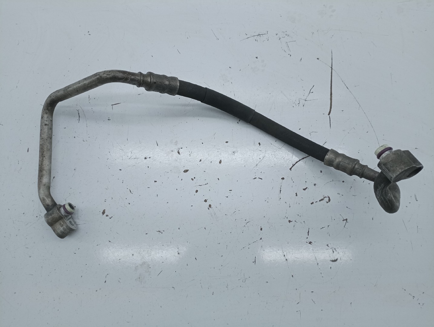 Tubo de Ar condicionado VOLKSWAGEN PASSAT (3C2) | 05 - 10