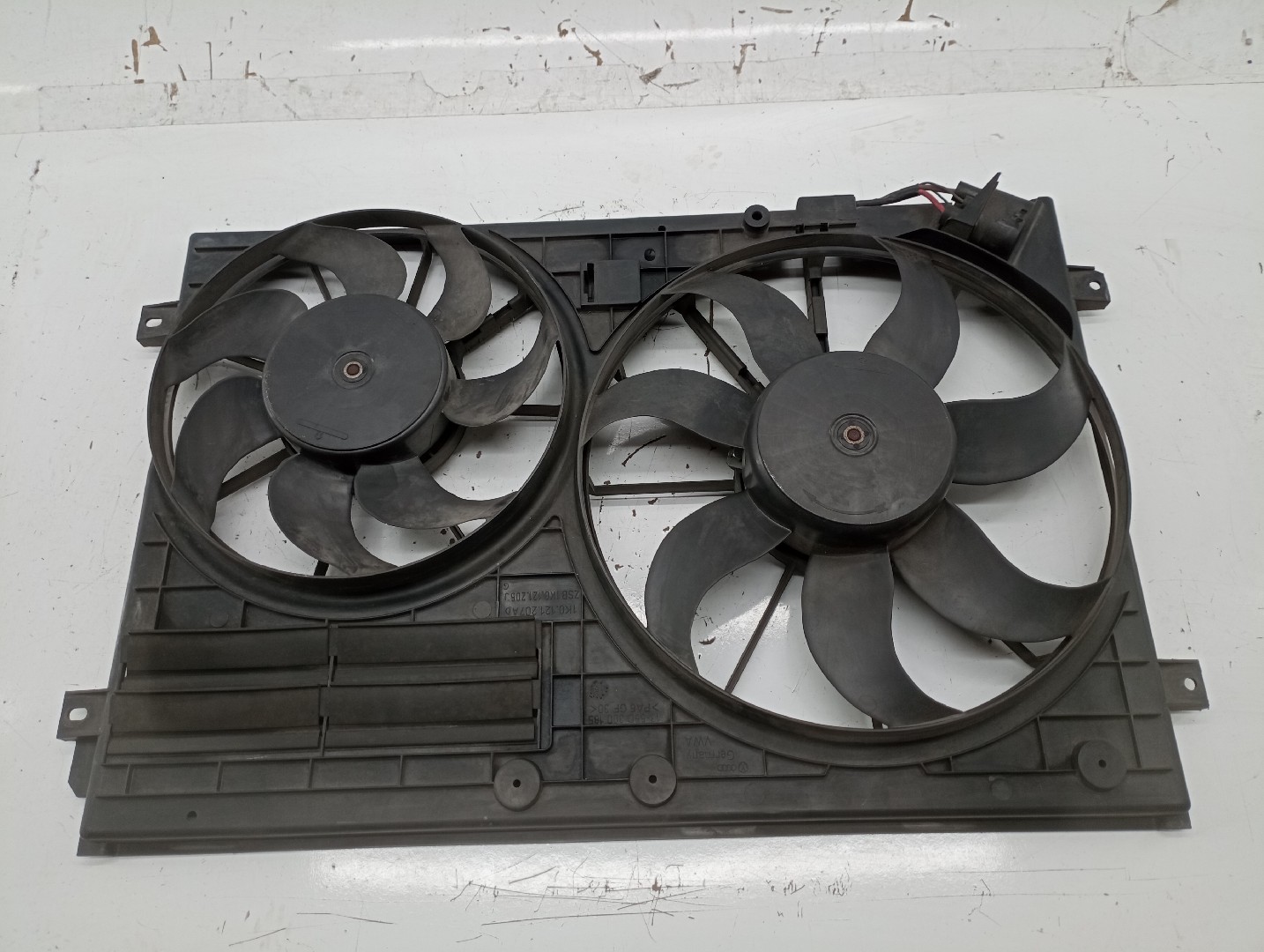 Termo ventilador VOLKSWAGEN PASSAT (3C2) | 05 - 10
