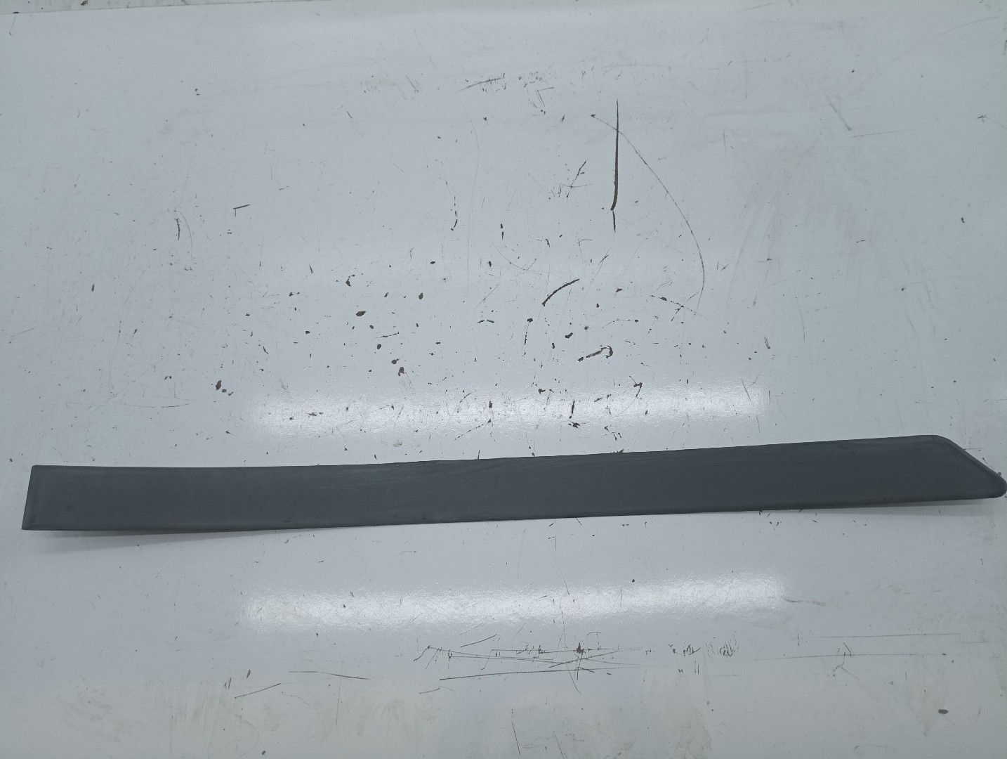 Friso da porta MITSUBISHI SPACE STAR Veículo multiuso (DG_A) | 98 - 04 Imagem-4