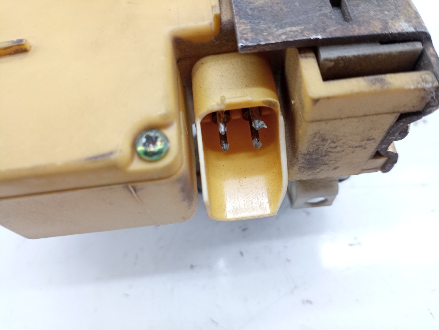 Fecho da Porta Frente Esquerdo FORD ESCORT 91 Express (AVF) | 90 - 94 Imagem-6