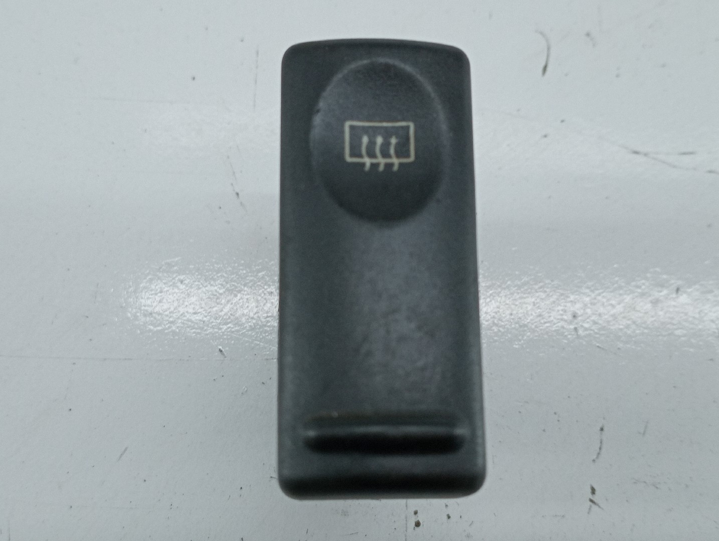 Botão desembaciador de vidro traseiro RENAULT 19 II (B/C53_) | 91 - 01