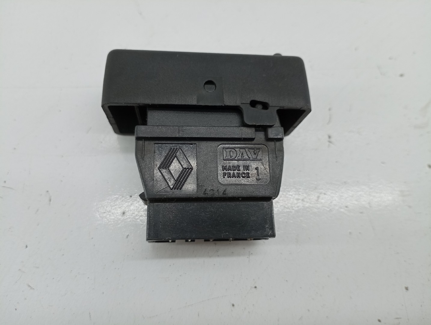 Botão desembaciador de vidro traseiro RENAULT 19 II (B/C53_) | 91 - 01 Imagem-3
