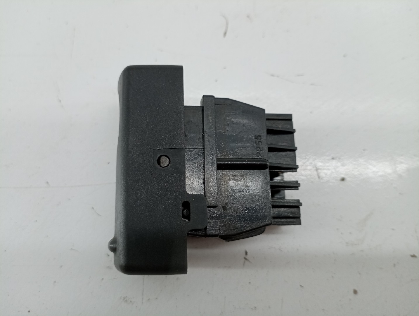 Botão de luz de nevoeiro RENAULT 19 II (B/C53_) | 91 - 01 Imagem-1