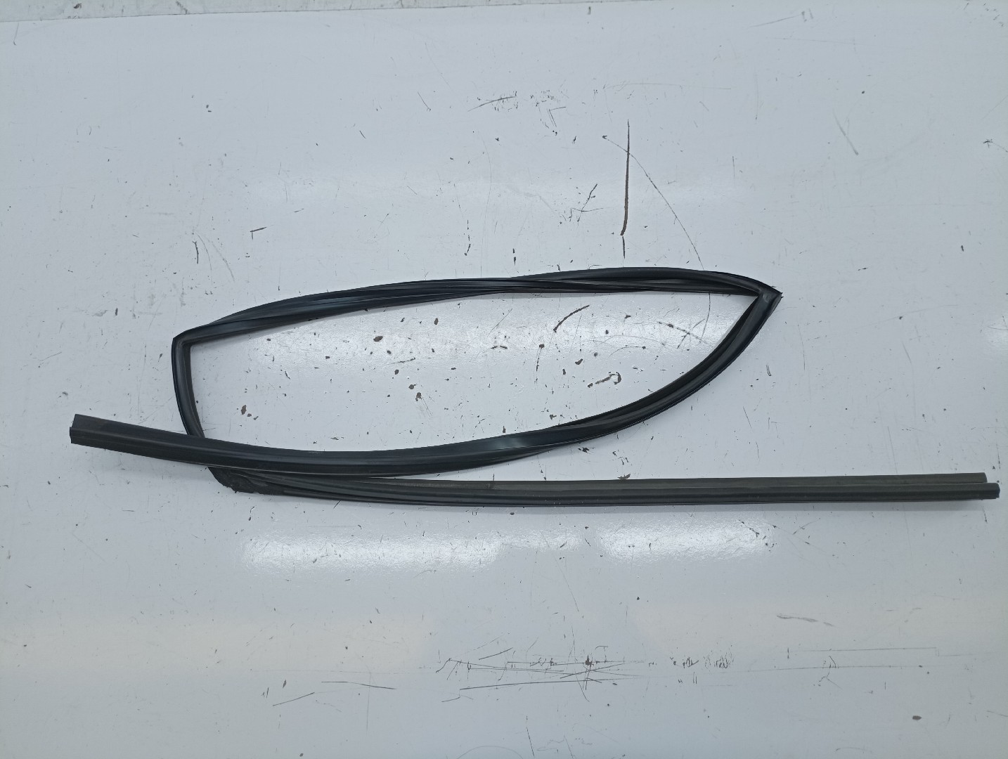 Borracha de Vidro MAZDA 3 (BK) | 03 - 09 Imagem-3
