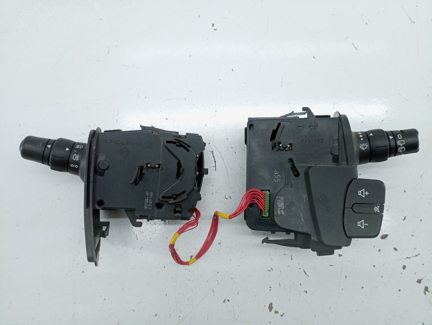 Comutador de Luzes /Piscas /Limpa Para-Brisas RENAULT CLIO III (BR0/1, CR0/1) | 05 - 