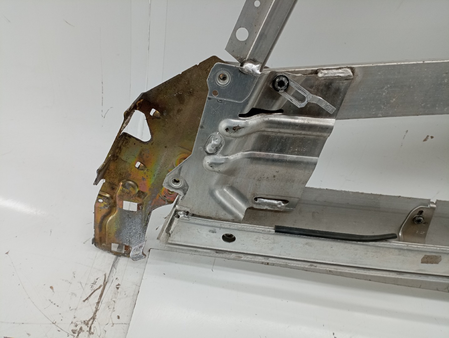 Estrutura de Porta SMART FORTWO Coupé (450) | 04 - 07 Imagem-4