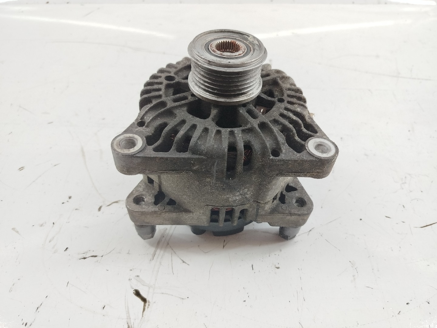 Alternador FORD TRANSIT CONNECT (P65_, P70_, P80_) | 02 - 