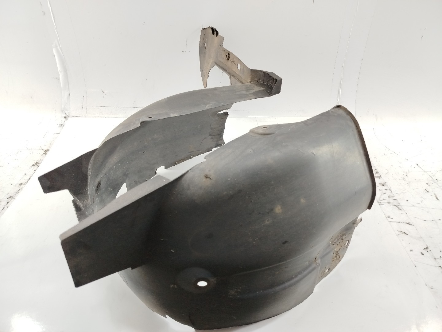 Cava de Roda Frente Esquerda PEUGEOT 407 Coupé (6C_) | 05 - 