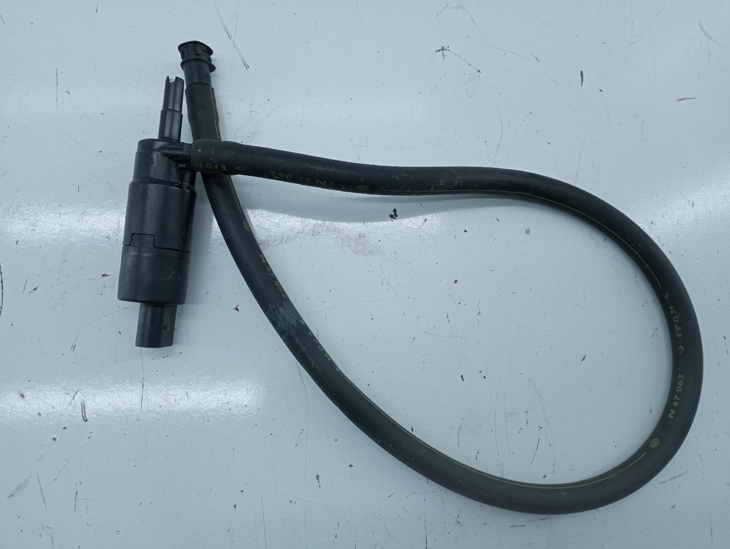Motor de esguicho VOLKSWAGEN TOUAREG (7LA, 7L6, 7L7) | 02 - 13 Imagem-4
