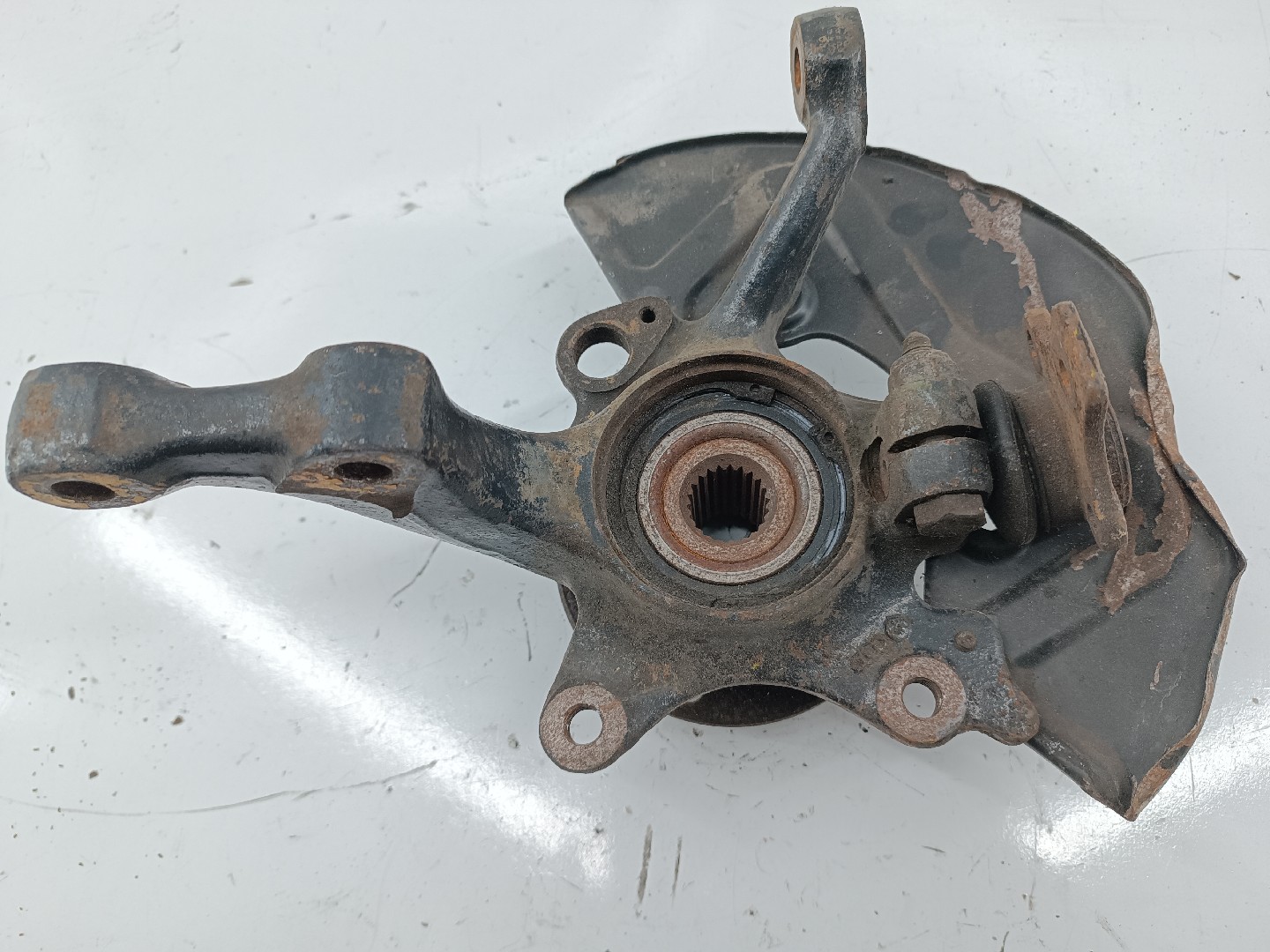 Manga de Eixo Frente direita VOLKSWAGEN PASSAT (3A2, 35I) | 88 - 97