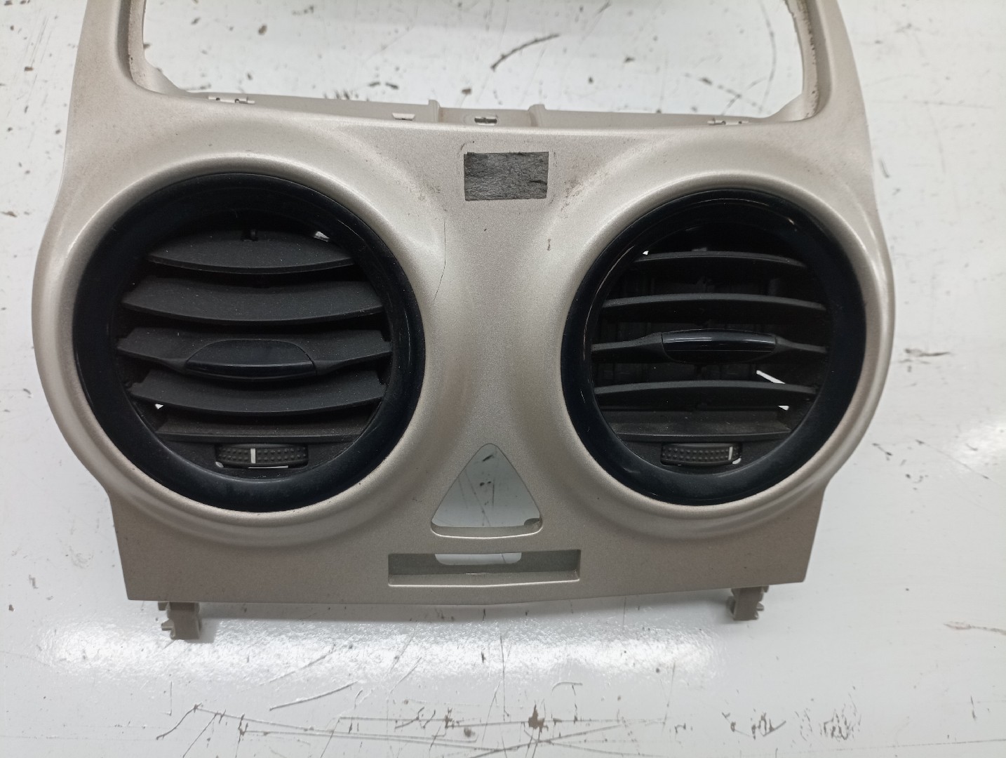 Ventilação de ar central OPEL CORSA D (S07) | 06 - 14 Imagem-1