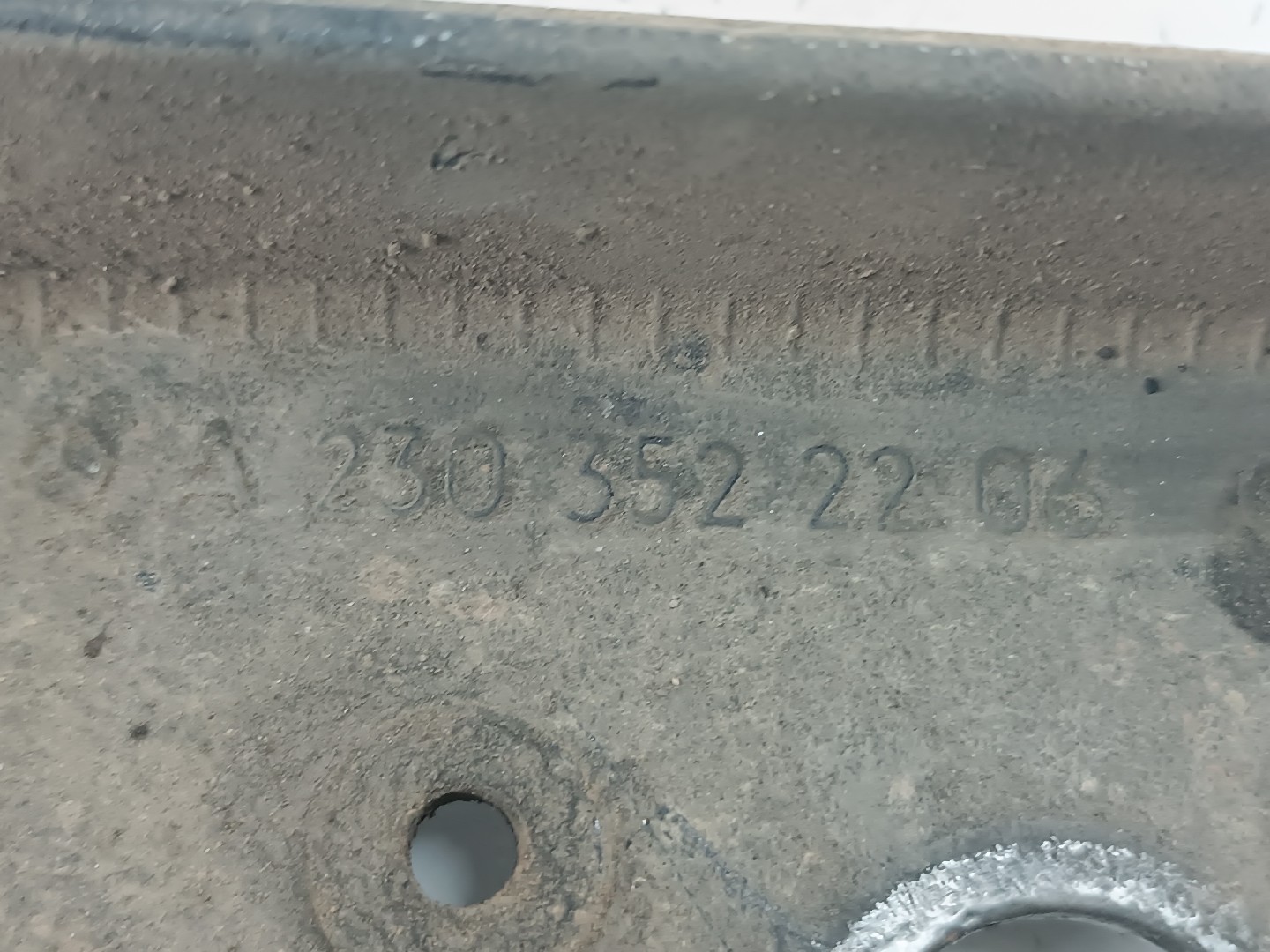 Apoio de Diferencial MERCEDES-BENZ E-CLASS T-Model (S211) | 03 - 09 Imagem-1