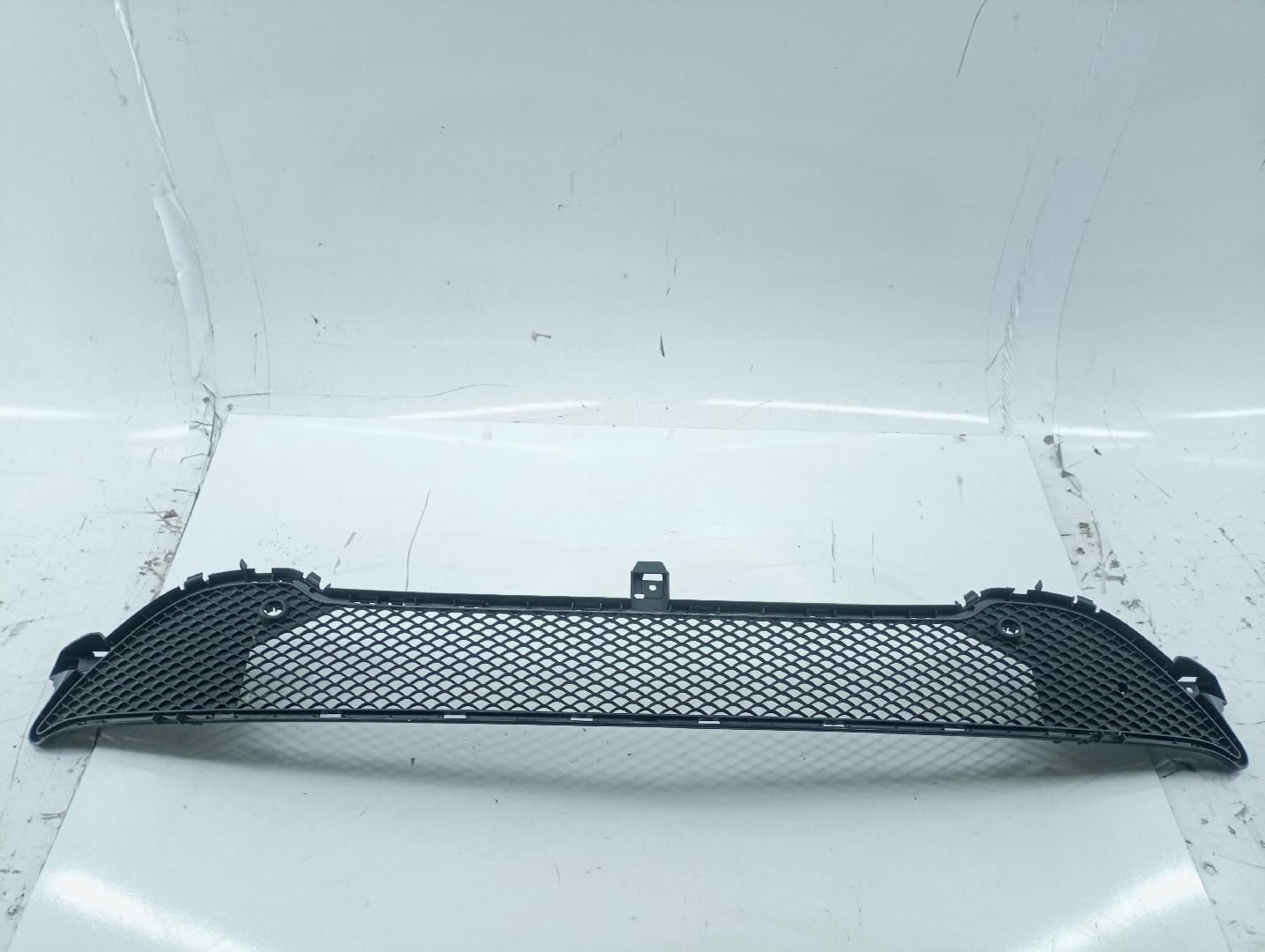 Grelha da Frente MERCEDES-BENZ CLA Coupé (C117) | 13 - 19