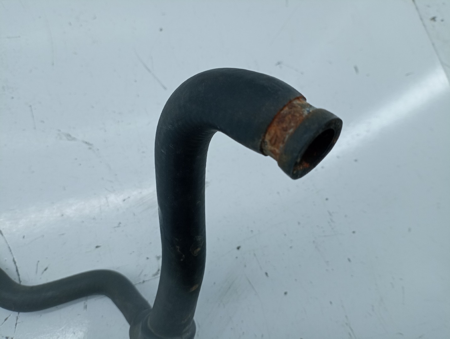 Tubo de Água VOLVO 460 L (464) | 88 - 96 Imagem-1