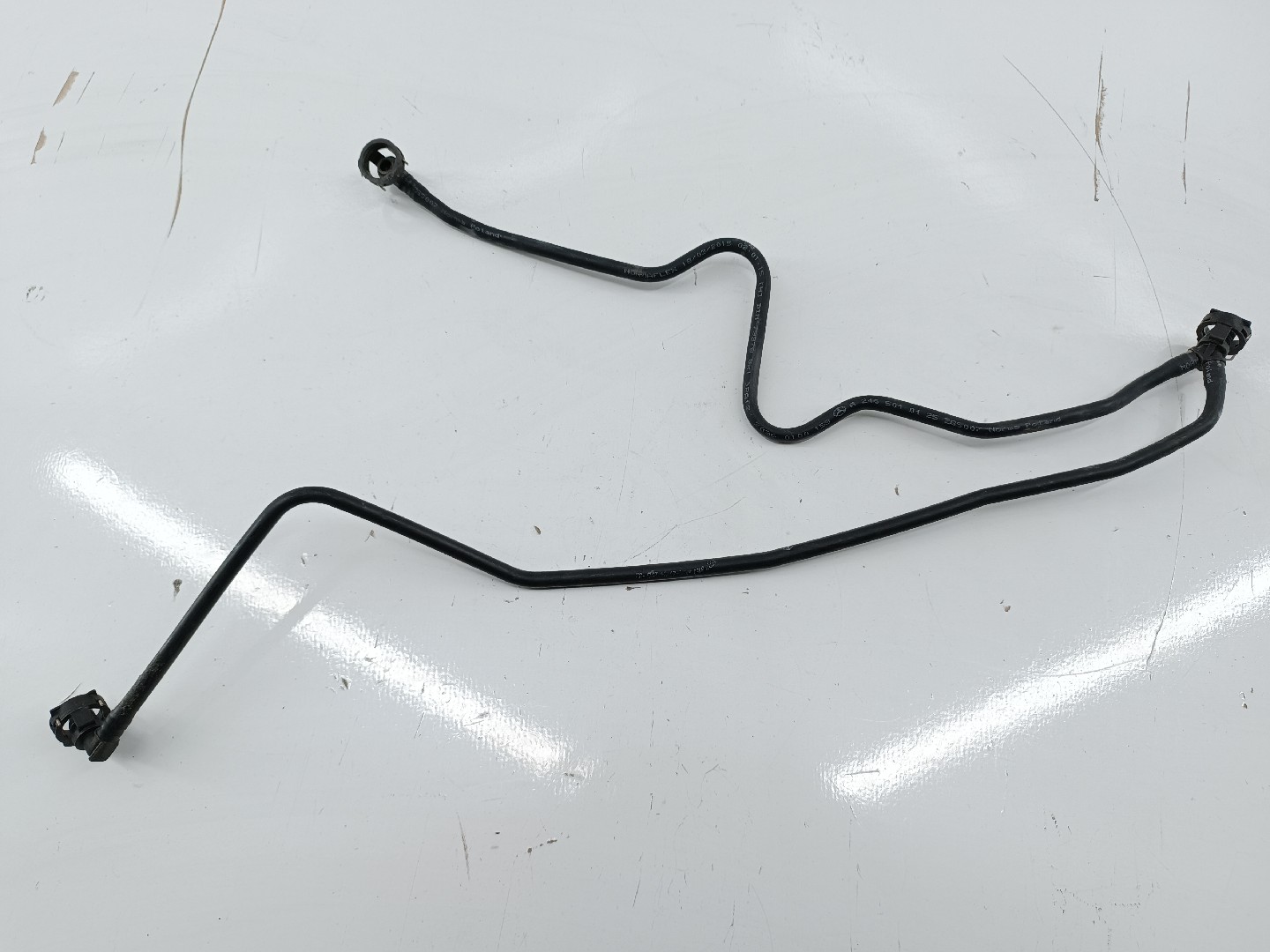 Tubo flexível de respiro MERCEDES-BENZ B-CLASS (W246, W242) | 11 - 18