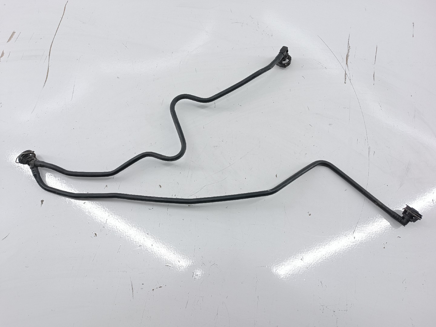 Tubo flexível de respiro MERCEDES-BENZ B-CLASS (W246, W242) | 11 - 18 Imagem-4