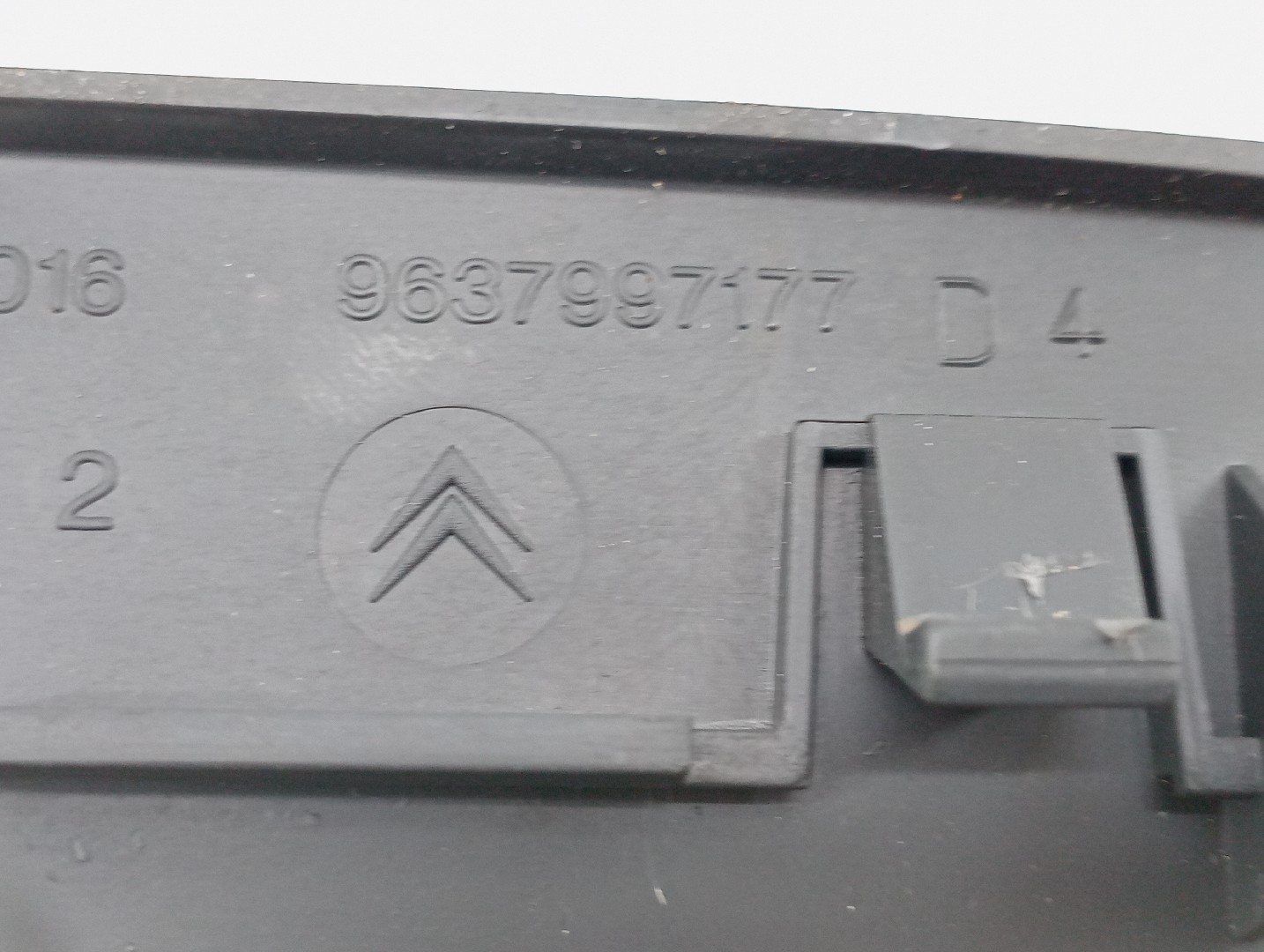 Moldura do display CITROEN C2 ENTERPRISE (JG_) | 03 - 09 Imagem-3