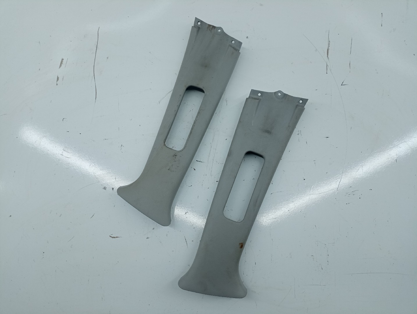 Moldura de pilar TOYOTA AVENSIS (_T22_) | 97 - 03