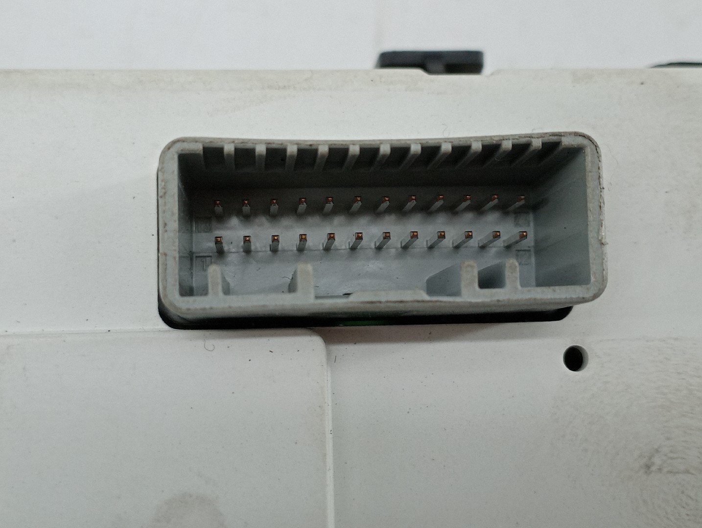 Display RENAULT CLIO III (BR0/1, CR0/1) | 05 -  Imagem-3