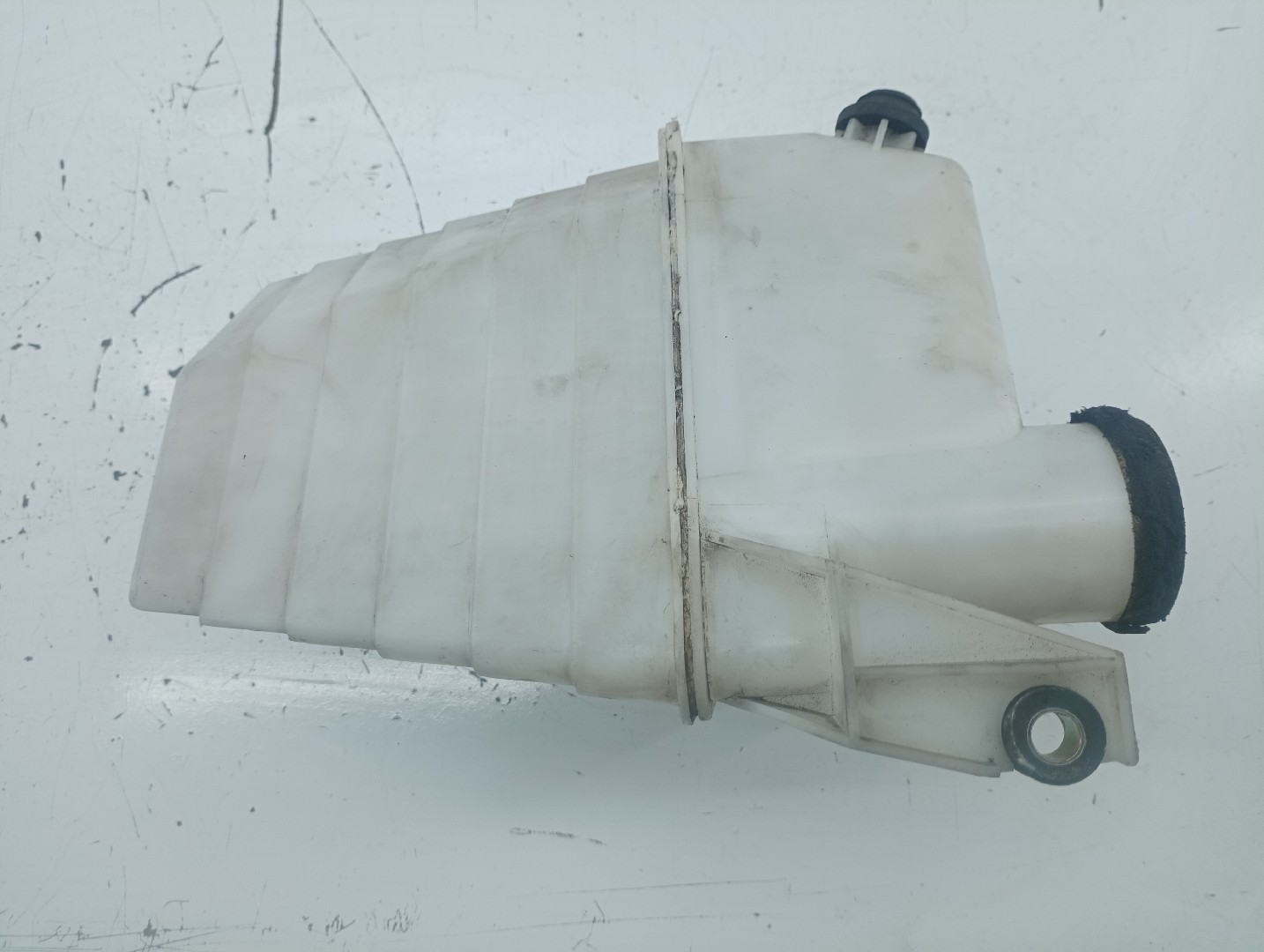 Ressonador de caixa de filtro de ar TOYOTA AVENSIS (_T22_) | 97 - 03 Imagem-4