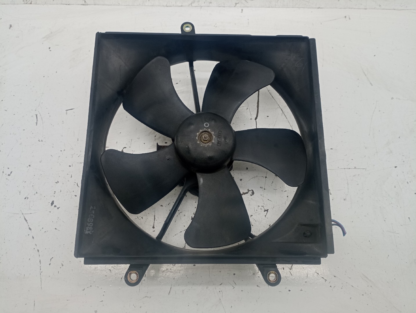 Ventoinha de radiador TOYOTA AVENSIS (_T22_) | 97 - 03