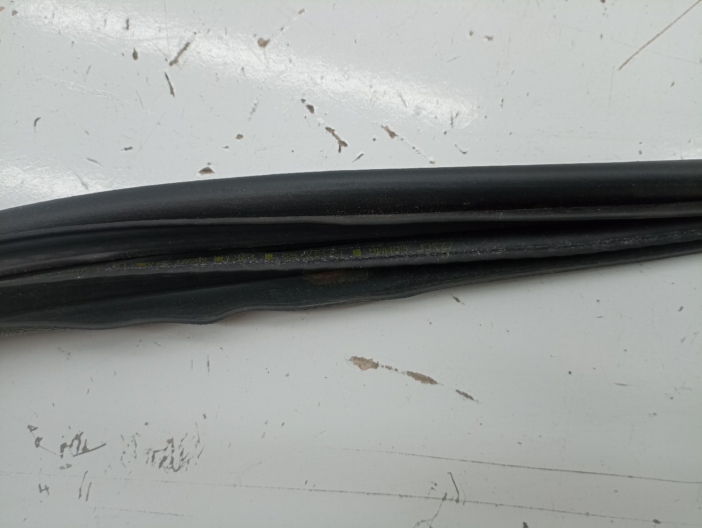 Borracha Da Porta Traseira Esquerda PEUGEOT 307 (3A/C) | 00 - 12 Imagem-2