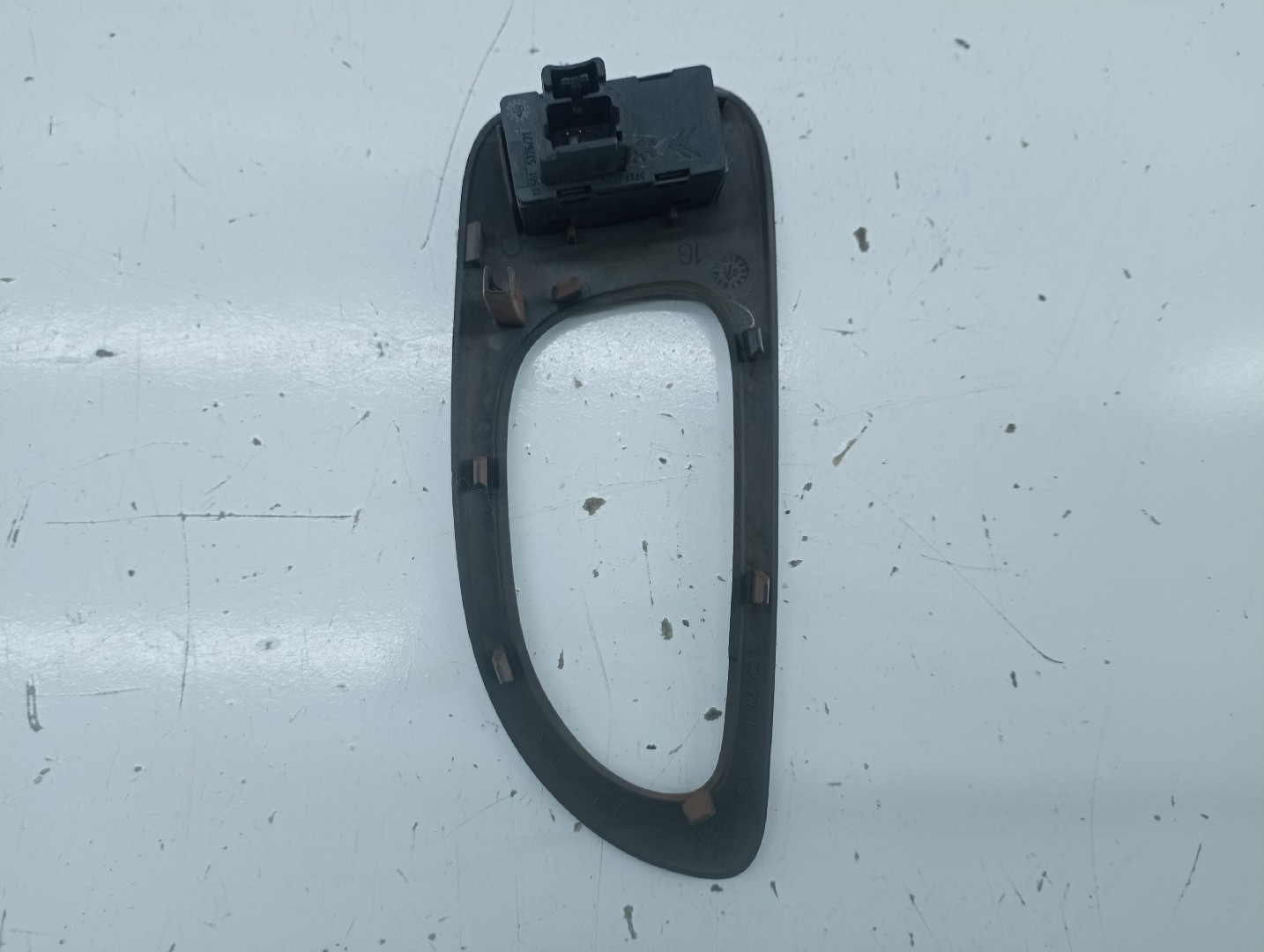 Comutador de vidro traseiro esquerdo PEUGEOT 307 (3A/C) | 00 - 12 Imagem-2